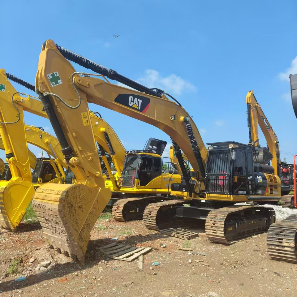 CATERPILLAR 330D2 - Гусеничный экскаватор: фото 1 CATERPILLAR 330D2 - Гусеничный экскаватор: фото 1