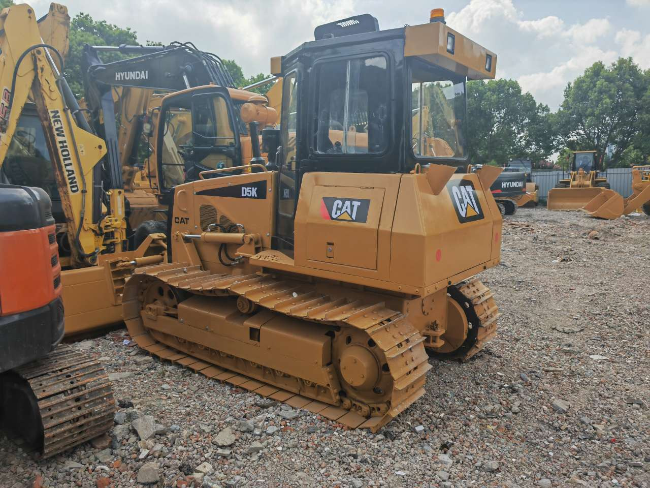 CATERPILLAR D5K - Бульдозер: фото 2 CATERPILLAR D5K - Бульдозер: фото 2