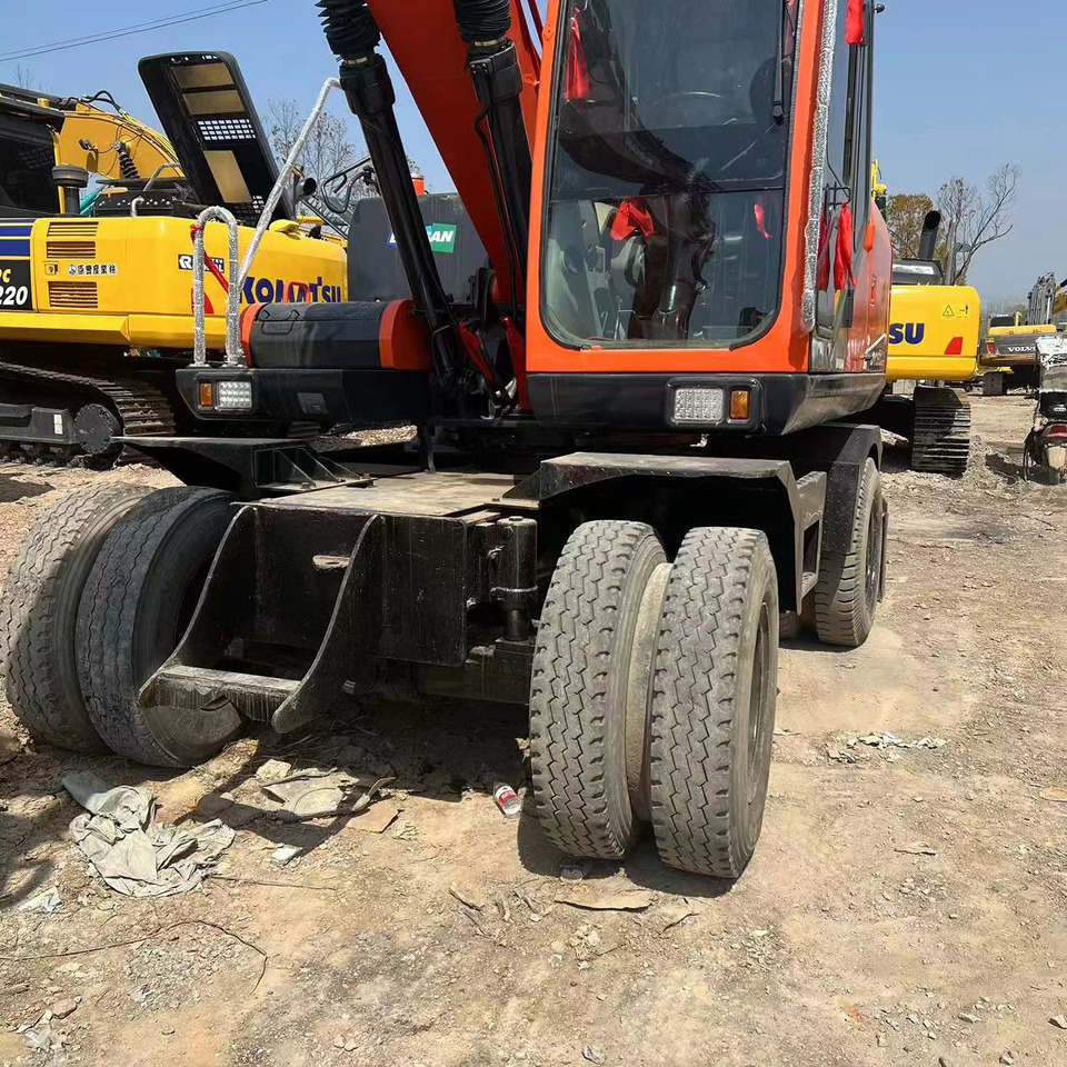 DOOSAN DH150W-7 - Колёсный экскаватор: фото 5 DOOSAN DH150W-7 - Колёсный экскаватор: фото 5