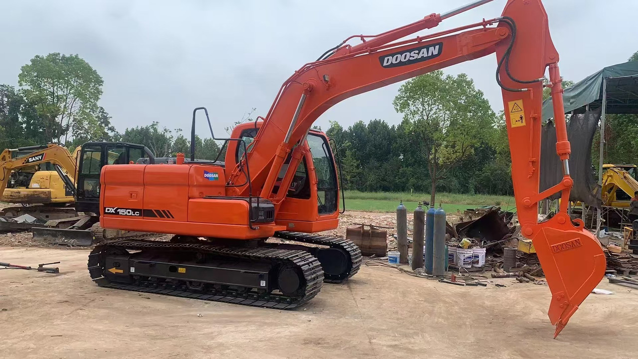 DOOSAN DX150 - Гусеничный экскаватор: фото 4 DOOSAN DX150 - Гусеничный экскаватор: фото 4