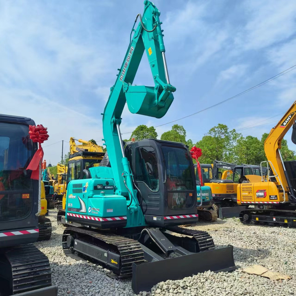 KOBELCO SK75-8 - Гусеничный экскаватор: фото 3 KOBELCO SK75-8 - Гусеничный экскаватор: фото 3
