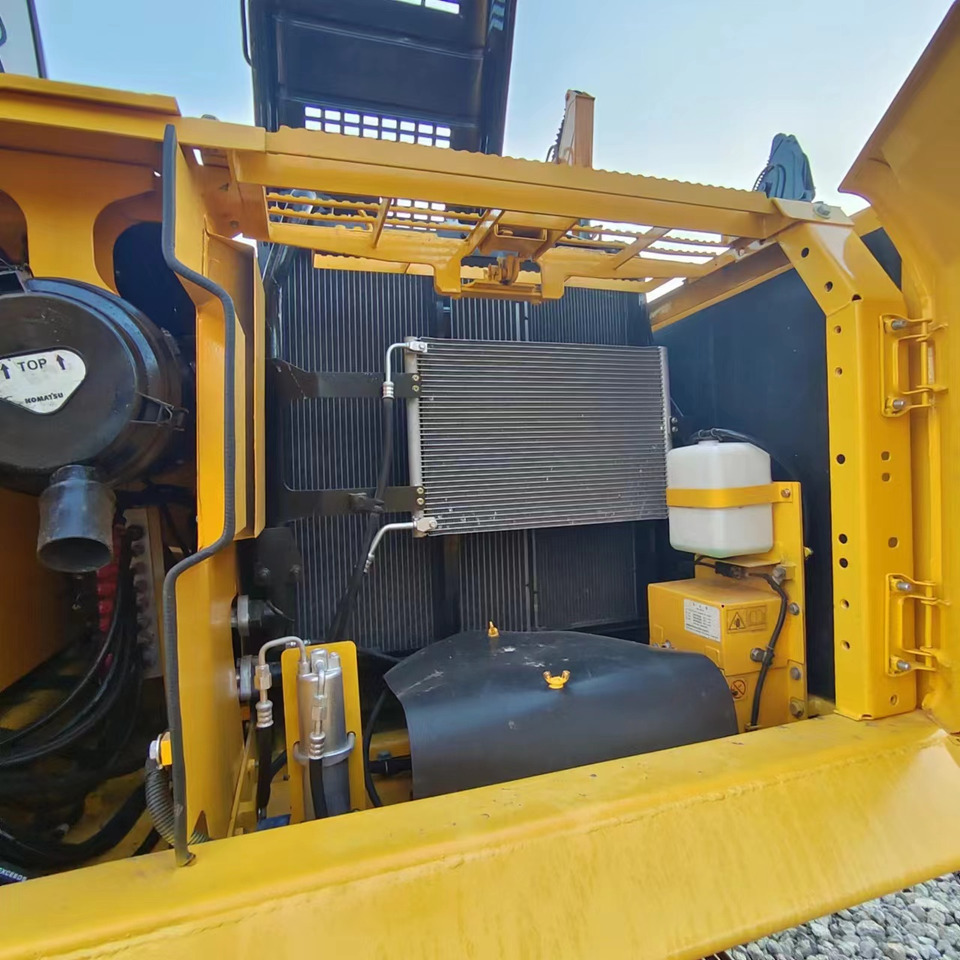 KOMATSU PC160 - Гусеничный экскаватор: фото 4 KOMATSU PC160 - Гусеничный экскаватор: фото 4