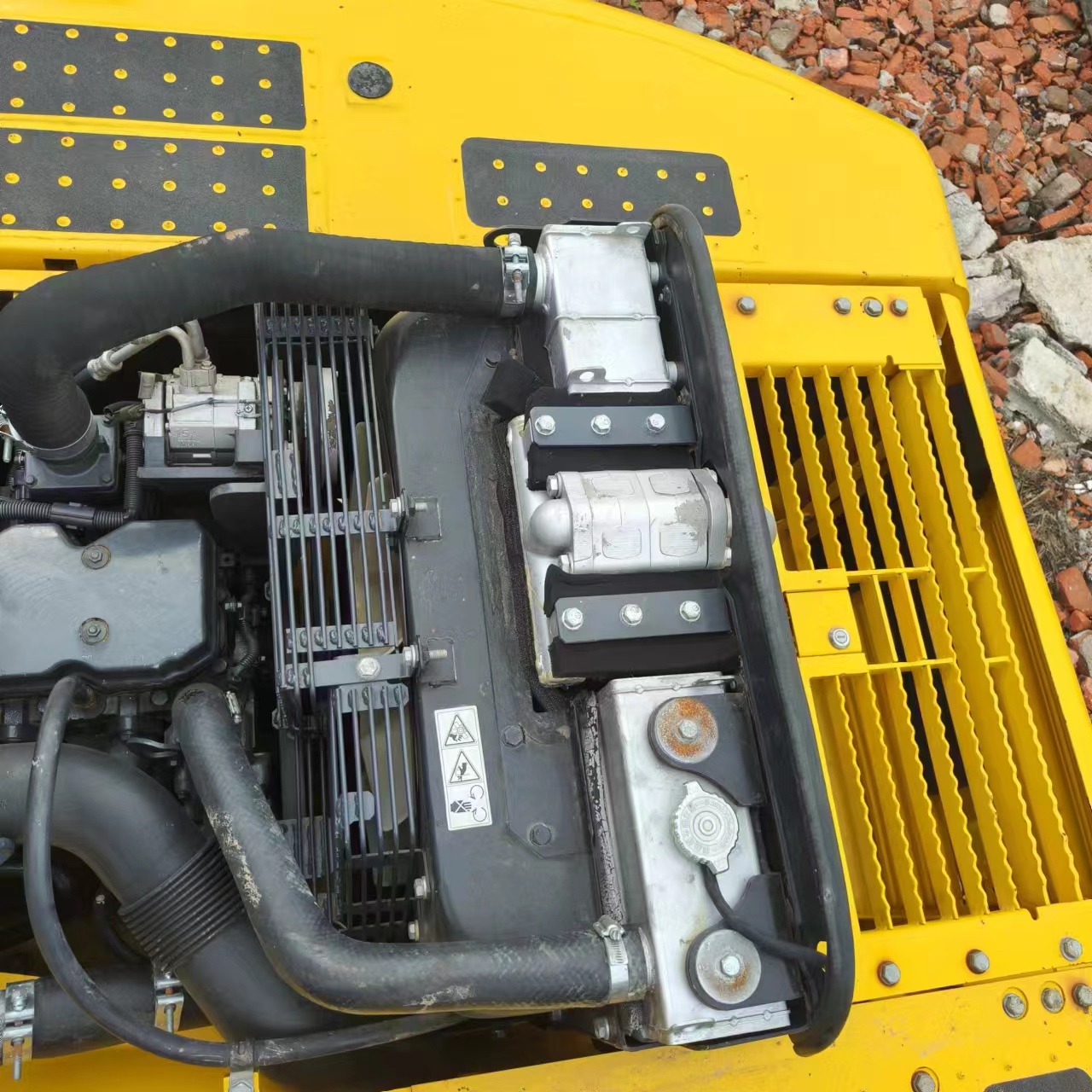 Гусеничный экскаватор KOMATSU PC240: фото 22 Гусеничный экскаватор KOMATSU PC240: фото 22