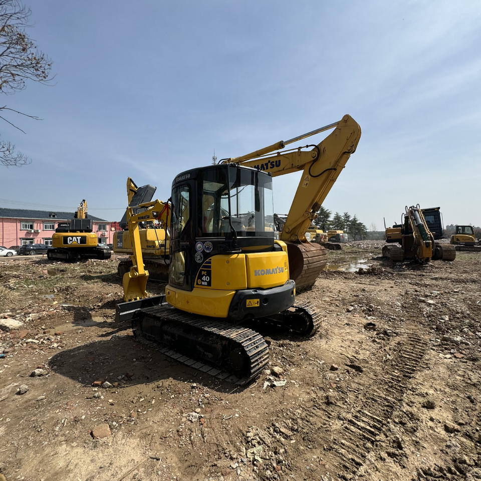 KOMATSU PC40 - Мини-экскаватор: фото 3 KOMATSU PC40 - Мини-экскаватор: фото 3