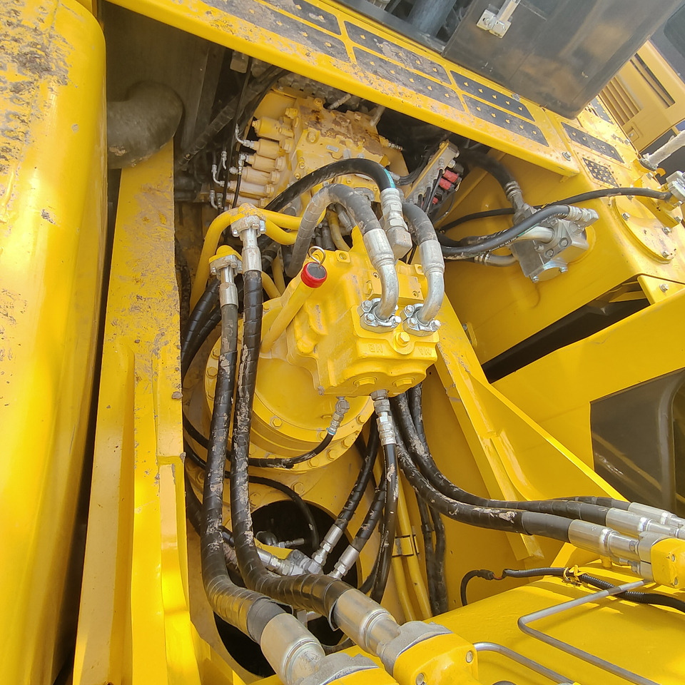 Гусеничный экскаватор KOMATSU PC450-8: фото 14