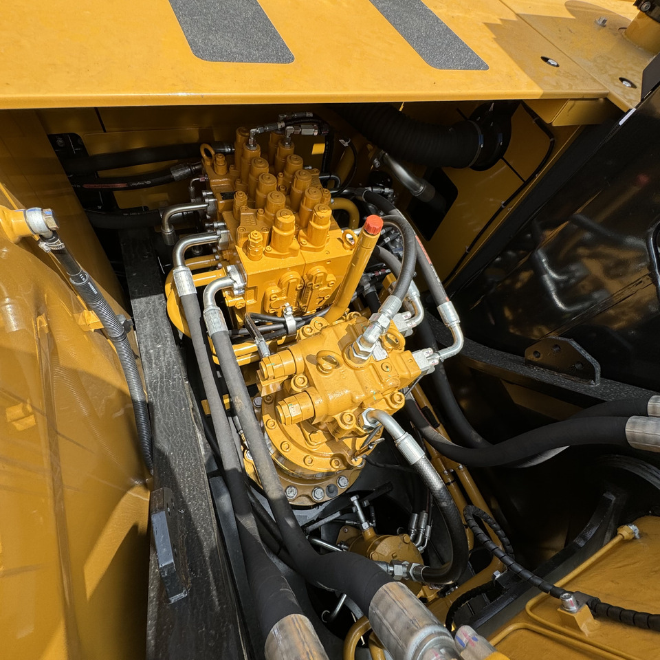 SANY SY215C - Гусеничный экскаватор: фото 5 SANY SY215C - Гусеничный экскаватор: фото 5