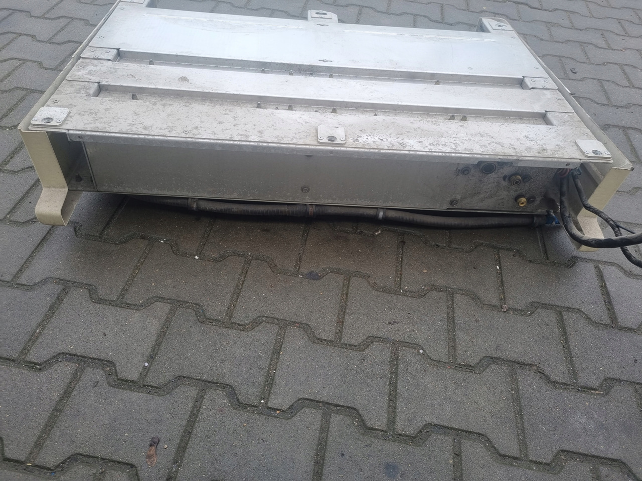 Carrier NAWIEW AGREGATU CHŁODNICZEGO CARRIER TRANSICOLD AVPA MTS1 100-h mts11-h12 - Система охлаждения для Прицепов: фото 5 Carrier NAWIEW AGREGATU CHŁODNICZEGO CARRIER TRANSICOLD AVPA MTS1 100-h mts11-h12 - Система охлаждения для Прицепов: фото 5