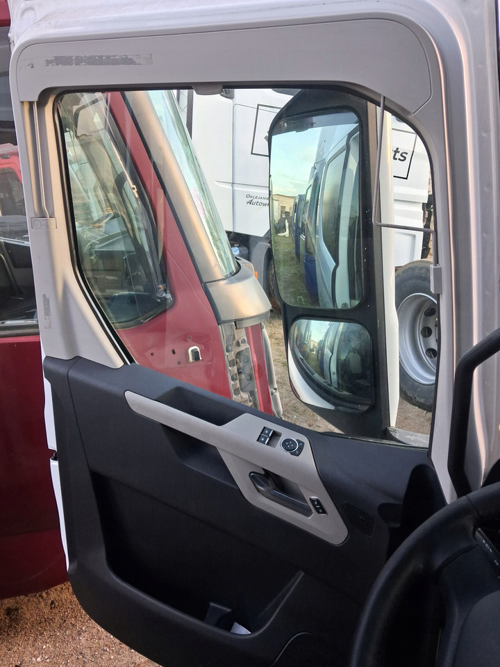 FORD DRZWI KOMPLETNE LEWE FORD F-MAX 500 TRUCKS EURO 6 - Дверь и запчасти: фото 5 FORD DRZWI KOMPLETNE LEWE FORD F-MAX 500 TRUCKS EURO 6 - Дверь и запчасти: фото 5