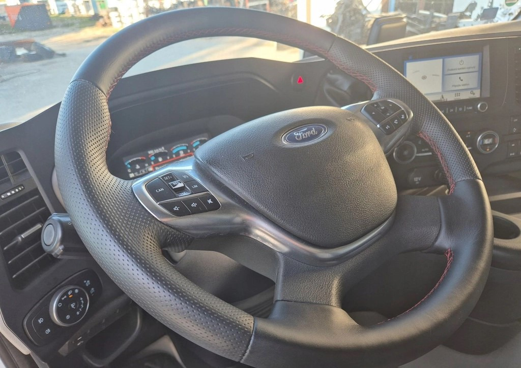 FORD KIEROWNICA WIELOFUNKCYJNA FORD F-MAX TRUCKS 500 - Рулевое колесо для Грузовиков: фото 3 FORD KIEROWNICA WIELOFUNKCYJNA FORD F-MAX TRUCKS 500 - Рулевое колесо для Грузовиков: фото 3