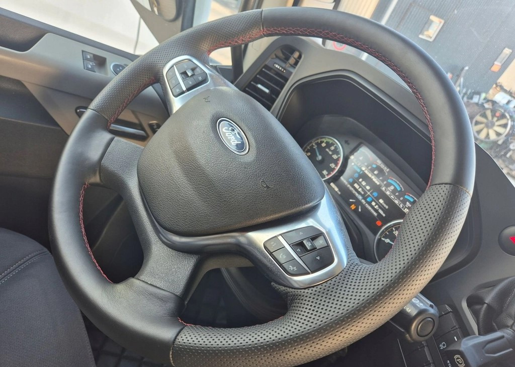 FORD KIEROWNICA WIELOFUNKCYJNA FORD F-MAX TRUCKS 500 - Рулевое колесо для Грузовиков: фото 2 FORD KIEROWNICA WIELOFUNKCYJNA FORD F-MAX TRUCKS 500 - Рулевое колесо для Грузовиков: фото 2