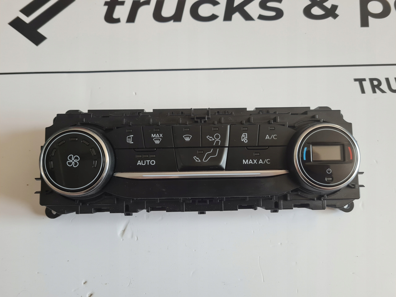 FORD PANEL OGRZEWANIA KLIMATYZACJI FORD F-MAX 500 TRUCKS EURO 6 - Приборная панель для Грузовиков: фото 2 FORD PANEL OGRZEWANIA KLIMATYZACJI FORD F-MAX 500 TRUCKS EURO 6 - Приборная панель для Грузовиков: фото 2