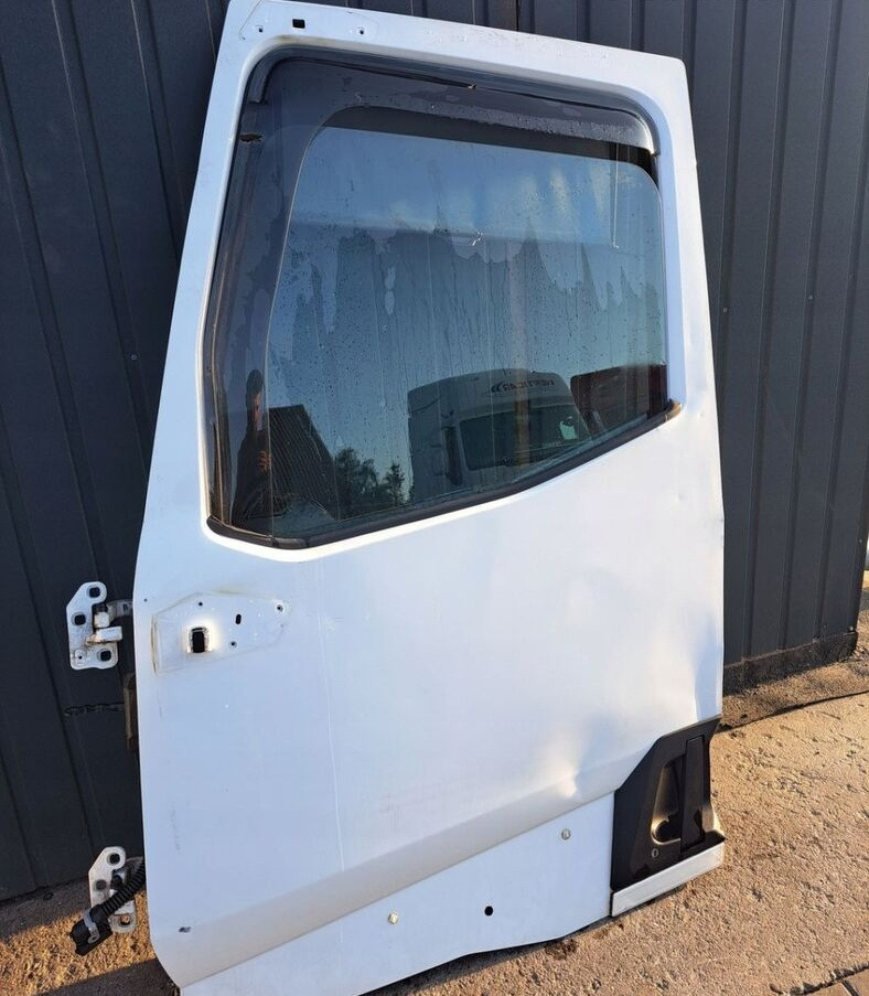 RENAULT DRZWI KOMPLETNE LEWE RENAULT GAMA T K C RANGE - Дверь и запчасти для Грузовиков: фото 2 RENAULT DRZWI KOMPLETNE LEWE RENAULT GAMA T K C RANGE - Дверь и запчасти для Грузовиков: фото 2