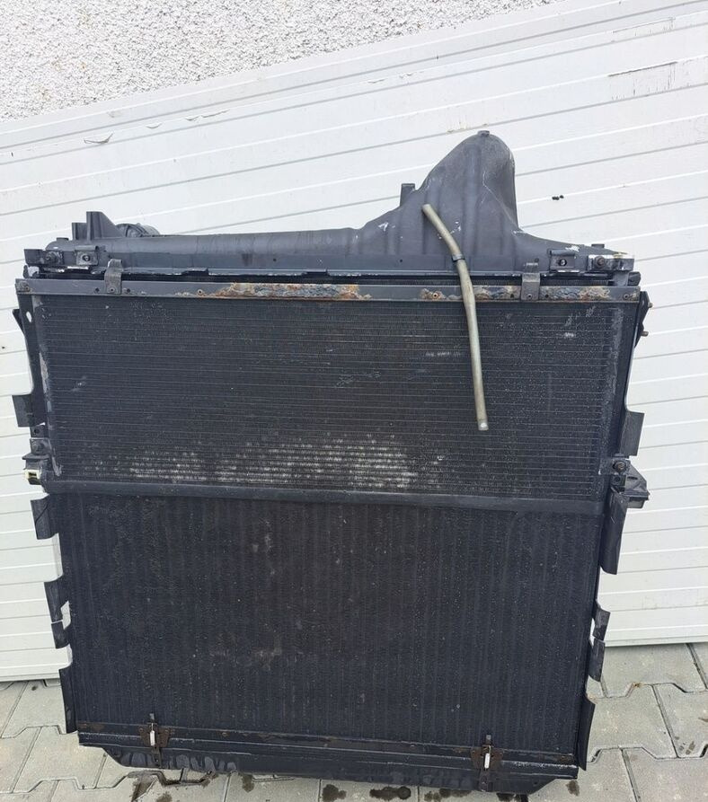 Renault CHŁODNICA POWIETRZA RENAULT GAMA T RANGE DTI 11 7421162608 - Интеркулер для Грузовиков: фото 3 Renault CHŁODNICA POWIETRZA RENAULT GAMA T RANGE DTI 11 7421162608 - Интеркулер для Грузовиков: фото 3