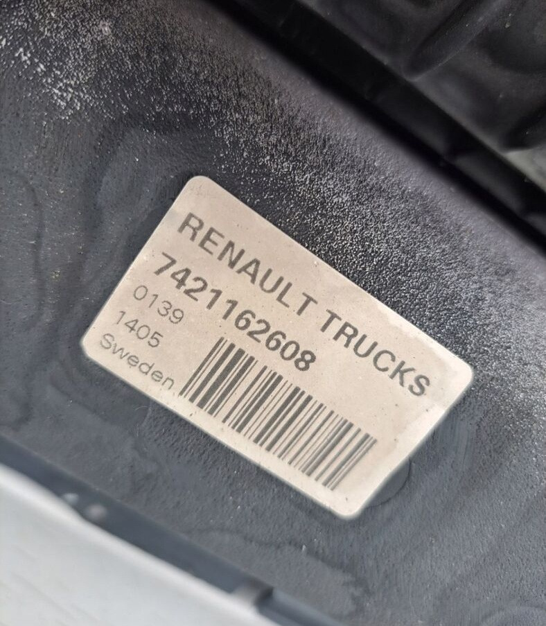Renault CHŁODNICA POWIETRZA RENAULT GAMA T RANGE DTI 11 7421162608 - Интеркулер для Грузовиков: фото 2 Renault CHŁODNICA POWIETRZA RENAULT GAMA T RANGE DTI 11 7421162608 - Интеркулер для Грузовиков: фото 2