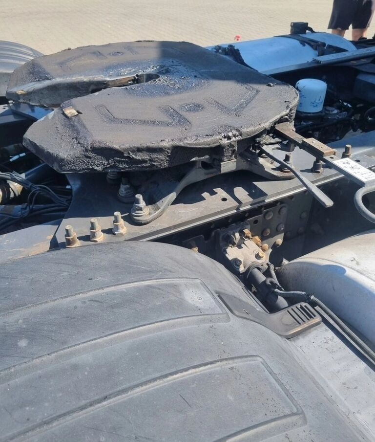 SAF FH FM 9 12 13 4 21587561 Volvo - Седло для Грузовиков: фото 3 SAF FH FM 9 12 13 4 21587561 Volvo - Седло для Грузовиков: фото 3