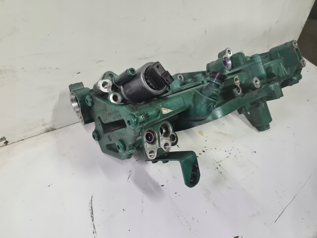 VOLVO PODSTAWA FILTRÓW OLEJU VOLVO FH FM RENAULT GAMA RANGE T EVO LIFT 23114422 - Масляный фильтр для Грузовиков: фото 5 VOLVO PODSTAWA FILTRÓW OLEJU VOLVO FH FM RENAULT GAMA RANGE T EVO LIFT 23114422 - Масляный фильтр для Грузовиков: фото 5