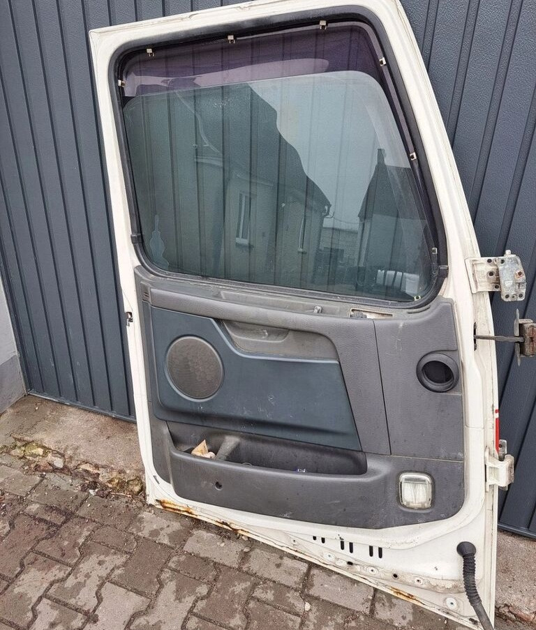 Volvo KOMPLETNE LEWE FH 13 LIFT Volvo OE - Дверь и запчасти для Грузовиков: фото 4 Volvo KOMPLETNE LEWE FH 13 LIFT Volvo OE - Дверь и запчасти для Грузовиков: фото 4