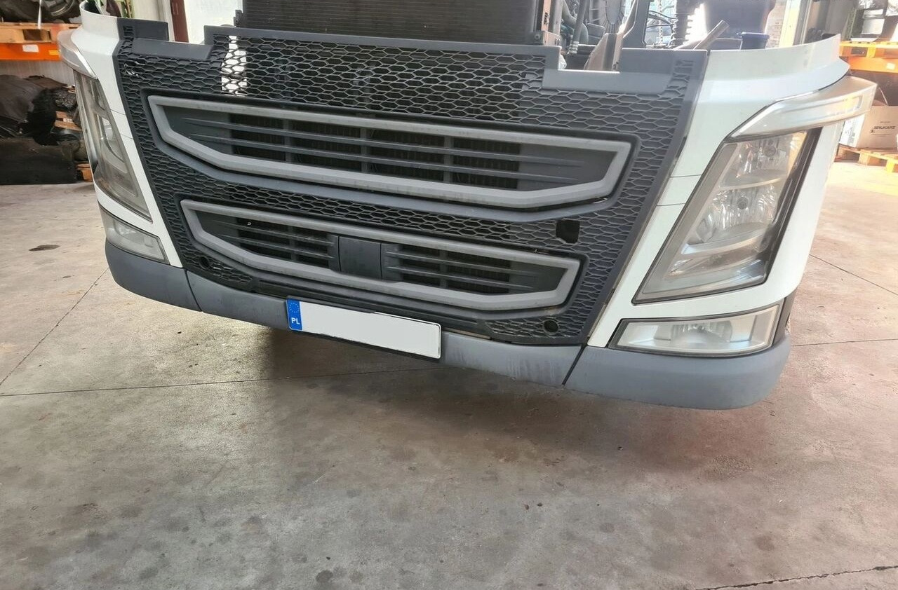 Volvo KOMPLETNY PRZÓD LAMPA ATRAPA GRILL BELKA FH 4 EURO 6 Volvo VOLVO FH 4 EURO 6 - Бампер для Грузовиков: фото 4 Volvo KOMPLETNY PRZÓD LAMPA ATRAPA GRILL BELKA FH 4 EURO 6 Volvo VOLVO FH 4 EURO 6 - Бампер для Грузовиков: фото 4