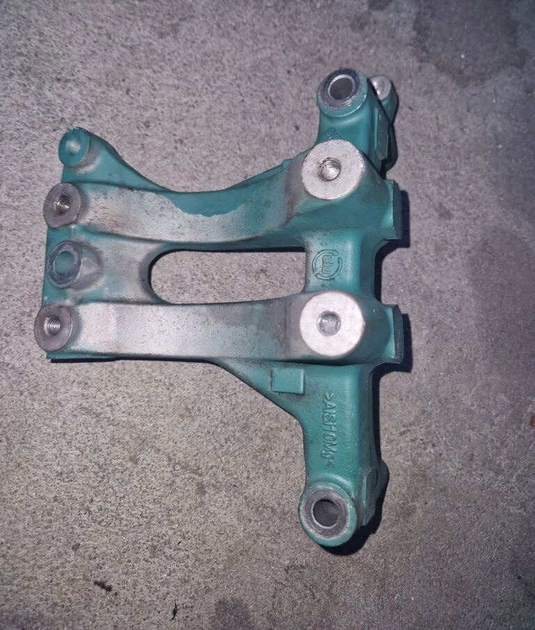 WSPORNIK ŁAPA MOCOWANIE PODSTAWA VOLVO FH 16 D16K 21938087 Volvo FH 16 D16K 21938087 Volvo VOLVO FH 16 D16K 21938087 - Кузов и экстерьер для Грузовиков: фото 2 WSPORNIK ŁAPA MOCOWANIE PODSTAWA VOLVO FH 16 D16K 21938087 Volvo FH 16 D16K 21938087 Volvo VOLVO FH 16 D16K 21938087 - Кузов и экстерьер для Грузовиков: фото 2