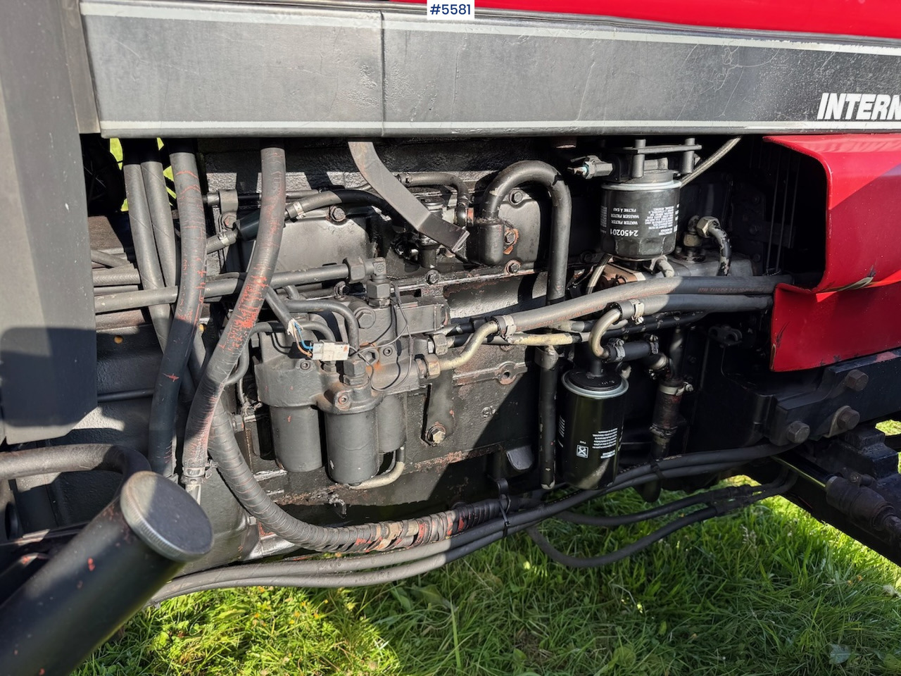 1992 Case IH 845 XL w/ front hydraulics - Трактор: фото 3 1992 Case IH 845 XL w/ front hydraulics - Трактор: фото 3