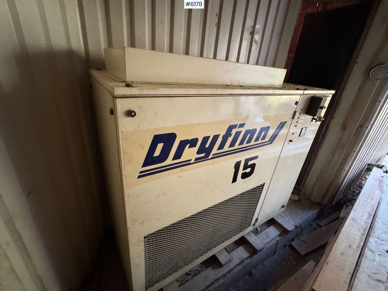1997 Dryfinn 15 drying unit with circulation fans and trolley - Промышленное климатическое оборудование: фото 2 1997 Dryfinn 15 drying unit with circulation fans and trolley - Промышленное климатическое оборудование: фото 2