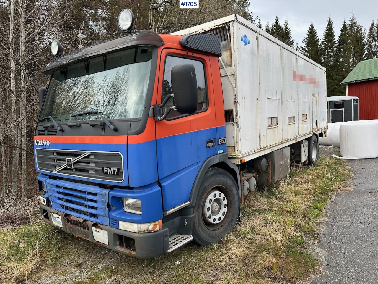 2000 Volvo 250 4x2 reparasjonsobjekt - Грузовик с закрытым кузовом: фото 2 2000 Volvo 250 4x2 reparasjonsobjekt - Грузовик с закрытым кузовом: фото 2