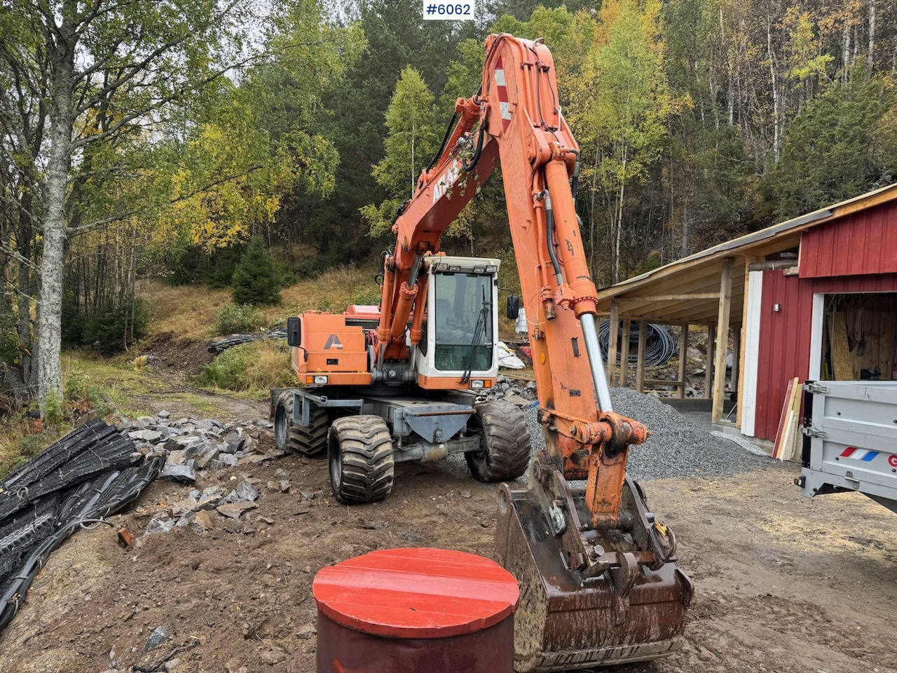 2002 Atlas 1304 w/ 1 backhoe bucket Low Hours! - Колёсный экскаватор: фото 3 2002 Atlas 1304 w/ 1 backhoe bucket Low Hours! - Колёсный экскаватор: фото 3