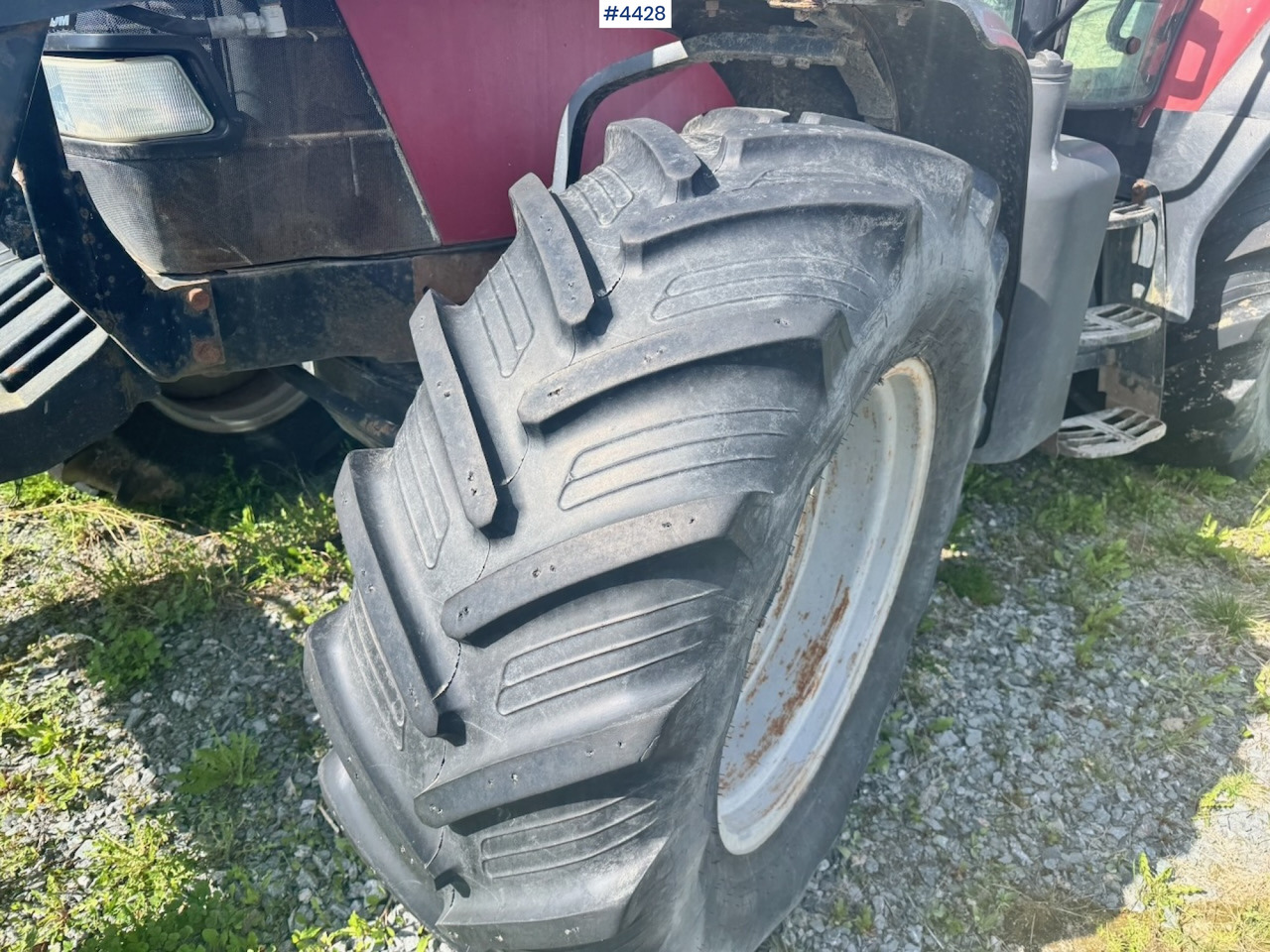 2004 Case MXU 135 4x4 w/ Front Loader. - Трактор: фото 3 2004 Case MXU 135 4x4 w/ Front Loader. - Трактор: фото 3