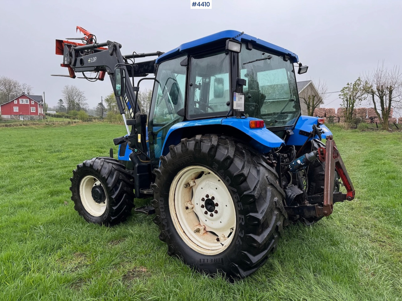 2006 New Holland TL100 A w/Front Loader. - Трактор: фото 4 2006 New Holland TL100 A w/Front Loader. - Трактор: фото 4