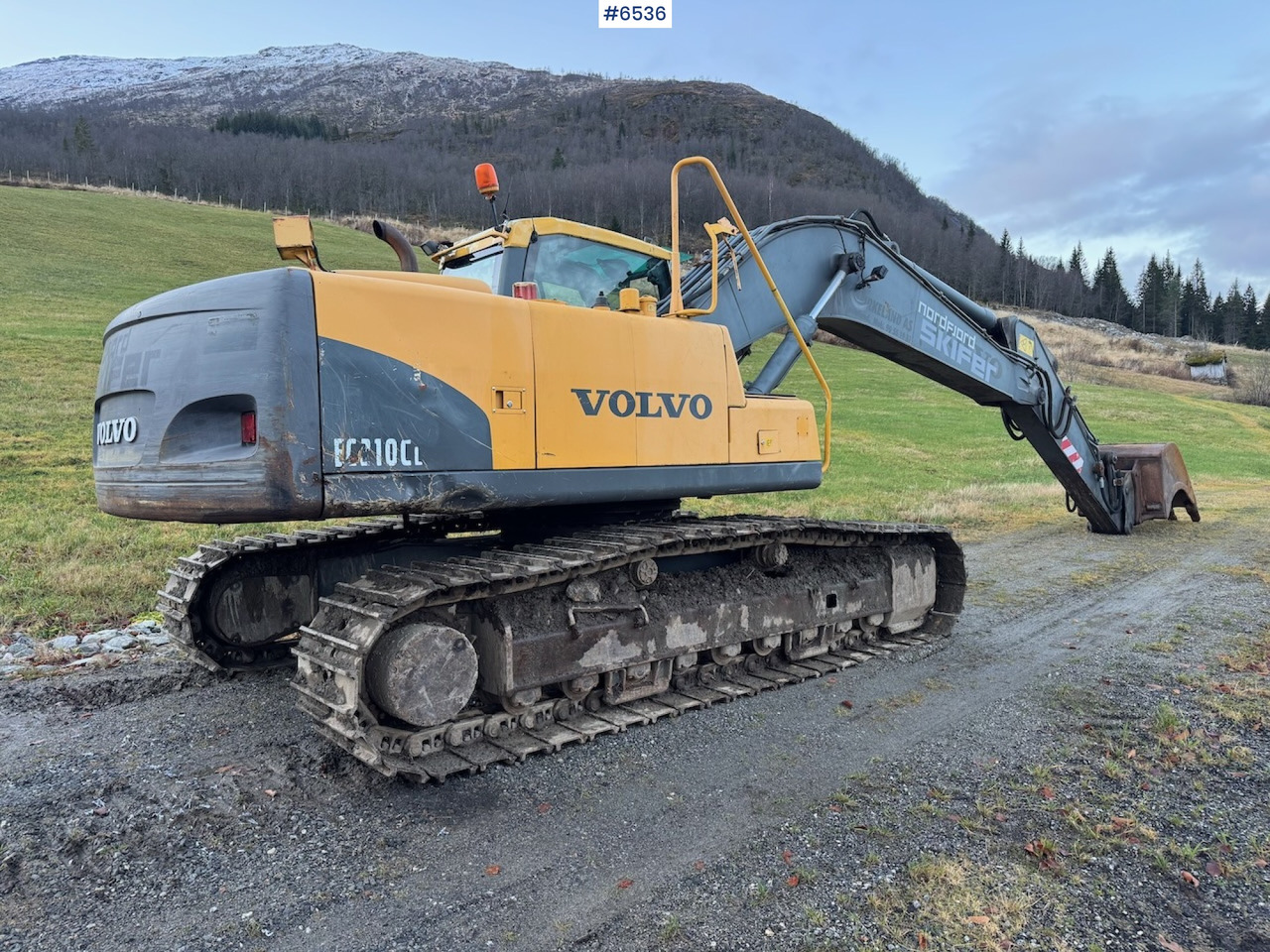 Экскаватор 2007 Volvo EC 210 CL w/ excavator bucket and good chassis.: фото 6