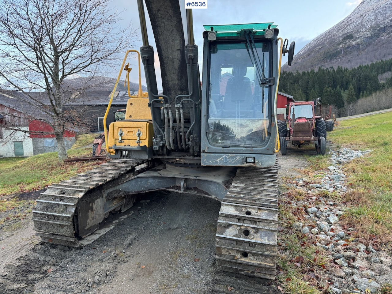 Экскаватор 2007 Volvo EC 210 CL w/ excavator bucket and good chassis.: фото 10