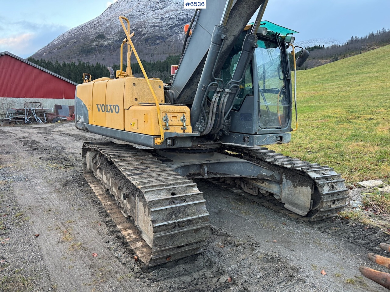 Экскаватор 2007 Volvo EC 210 CL w/ excavator bucket and good chassis.: фото 9