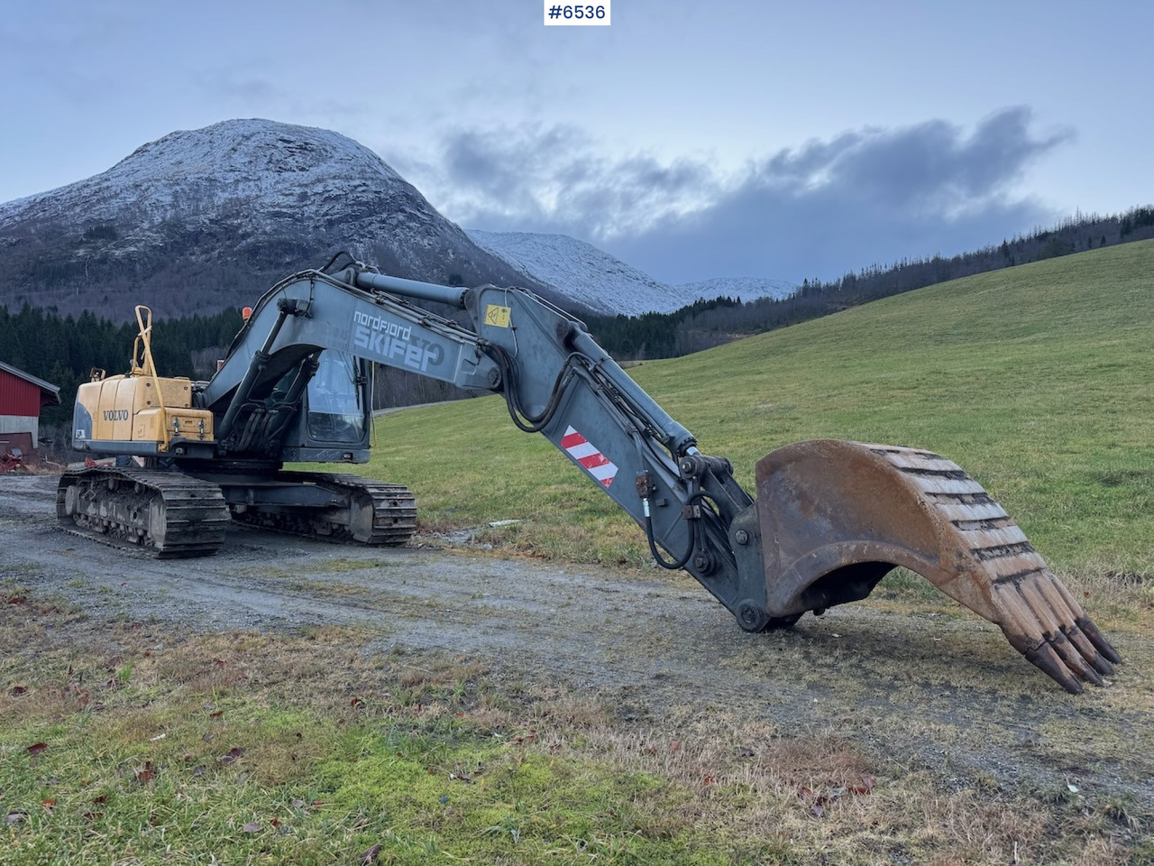 Экскаватор 2007 Volvo EC 210 CL w/ excavator bucket and good chassis.: фото 14