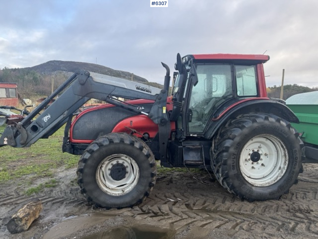 2008 Valtra T190 with front loader and 3rd function. SEE VIDEO! - Трактор: фото 4 2008 Valtra T190 with front loader and 3rd function. SEE VIDEO! - Трактор: фото 4