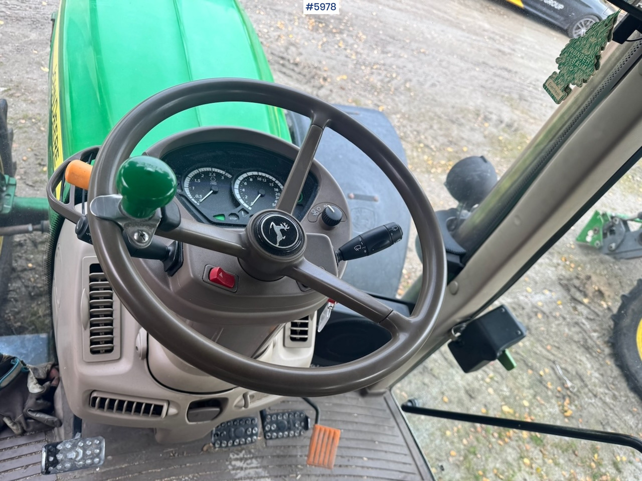 Трактор 2010 John Deere 6930 with Front Hydraulic: фото 15