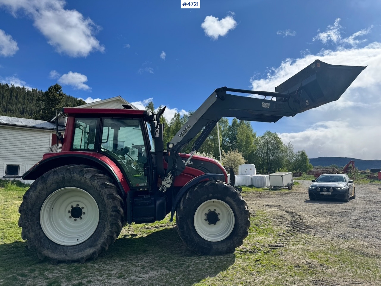 2010 Valtra N142 equipped for snow clearing with front loader - Трактор: фото 5 2010 Valtra N142 equipped for snow clearing with front loader - Трактор: фото 5