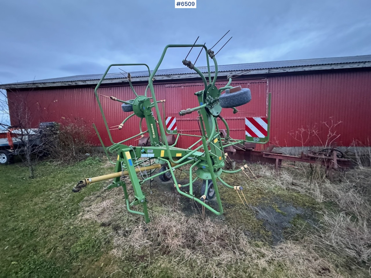 2011 Krone KW 5.52 tedder - Техника для сенозаготовки: фото 1 2011 Krone KW 5.52 tedder - Техника для сенозаготовки: фото 1