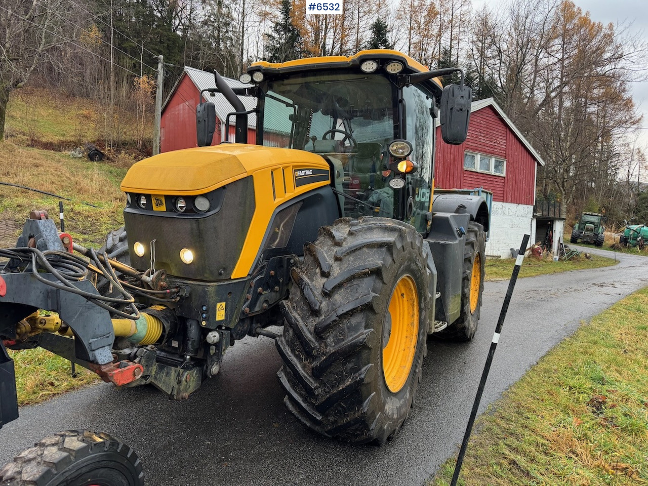2015 JCB Fastrack 4220 w/ front hydraulics, front PTO and plow plate. Low hours! - Трактор: фото 2 2015 JCB Fastrack 4220 w/ front hydraulics, front PTO and plow plate. Low hours! - Трактор: фото 2