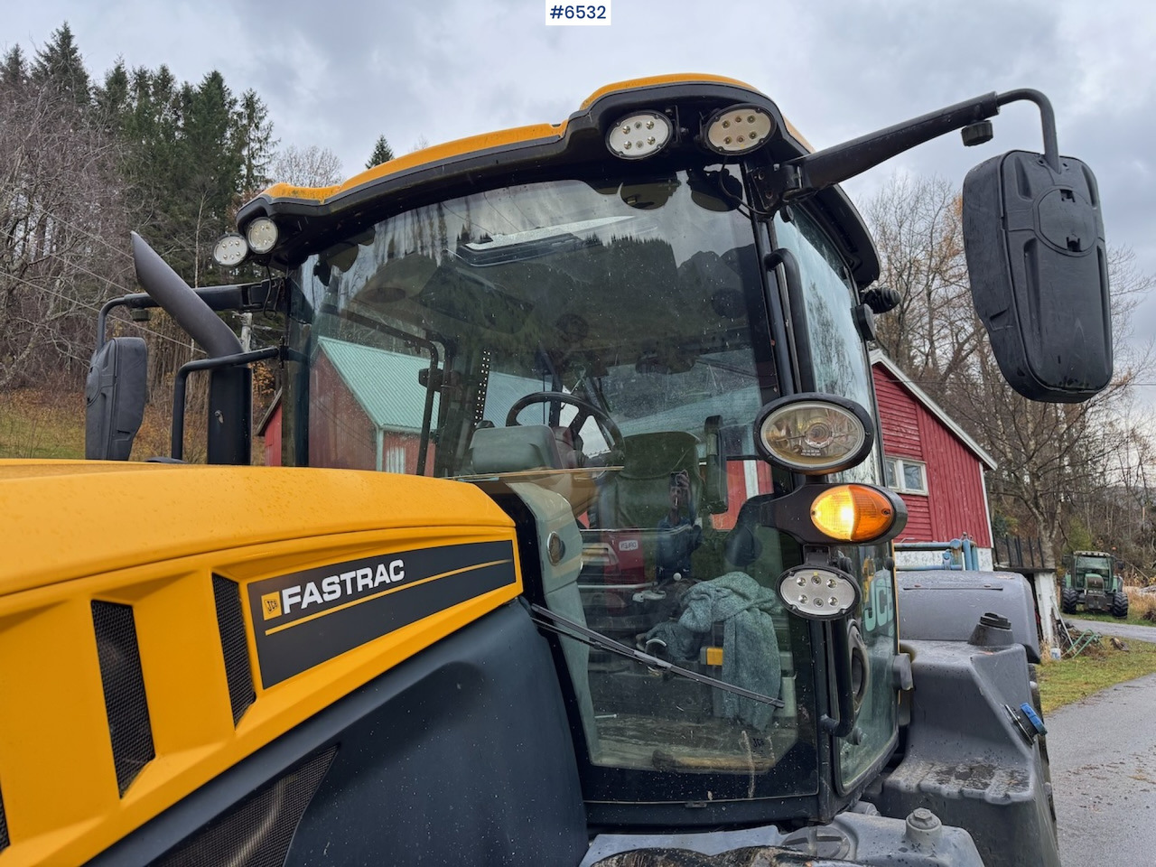 2015 JCB Fastrack 4220 w/ front hydraulics, front PTO and plow plate. Low hours! - Трактор: фото 3 2015 JCB Fastrack 4220 w/ front hydraulics, front PTO and plow plate. Low hours! - Трактор: фото 3