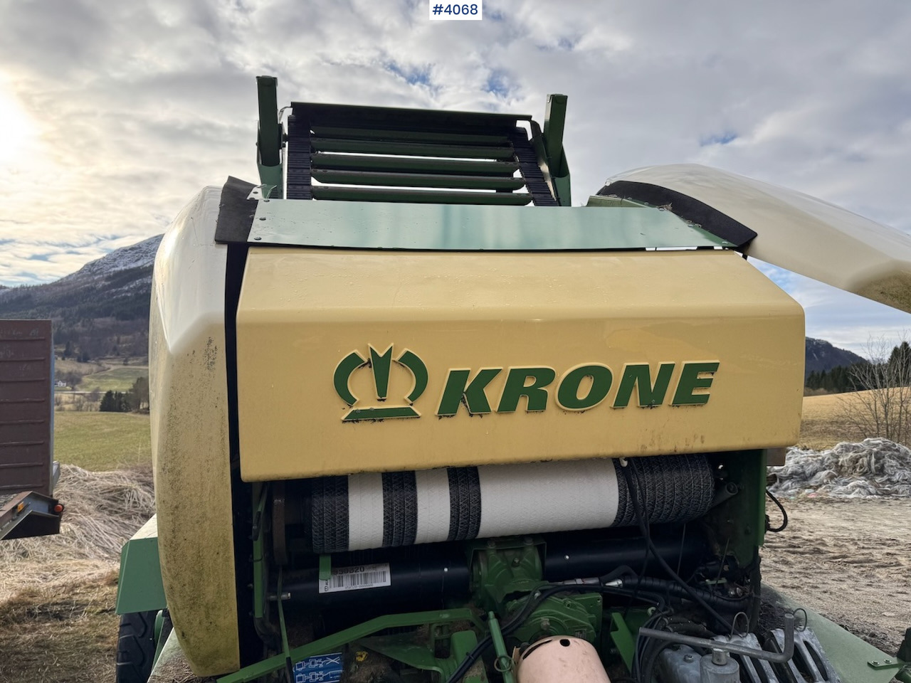 2016 Krone Comprima CF 155 XC Kombipresse - Техника для сенозаготовки: фото 3 2016 Krone Comprima CF 155 XC Kombipresse - Техника для сенозаготовки: фото 3