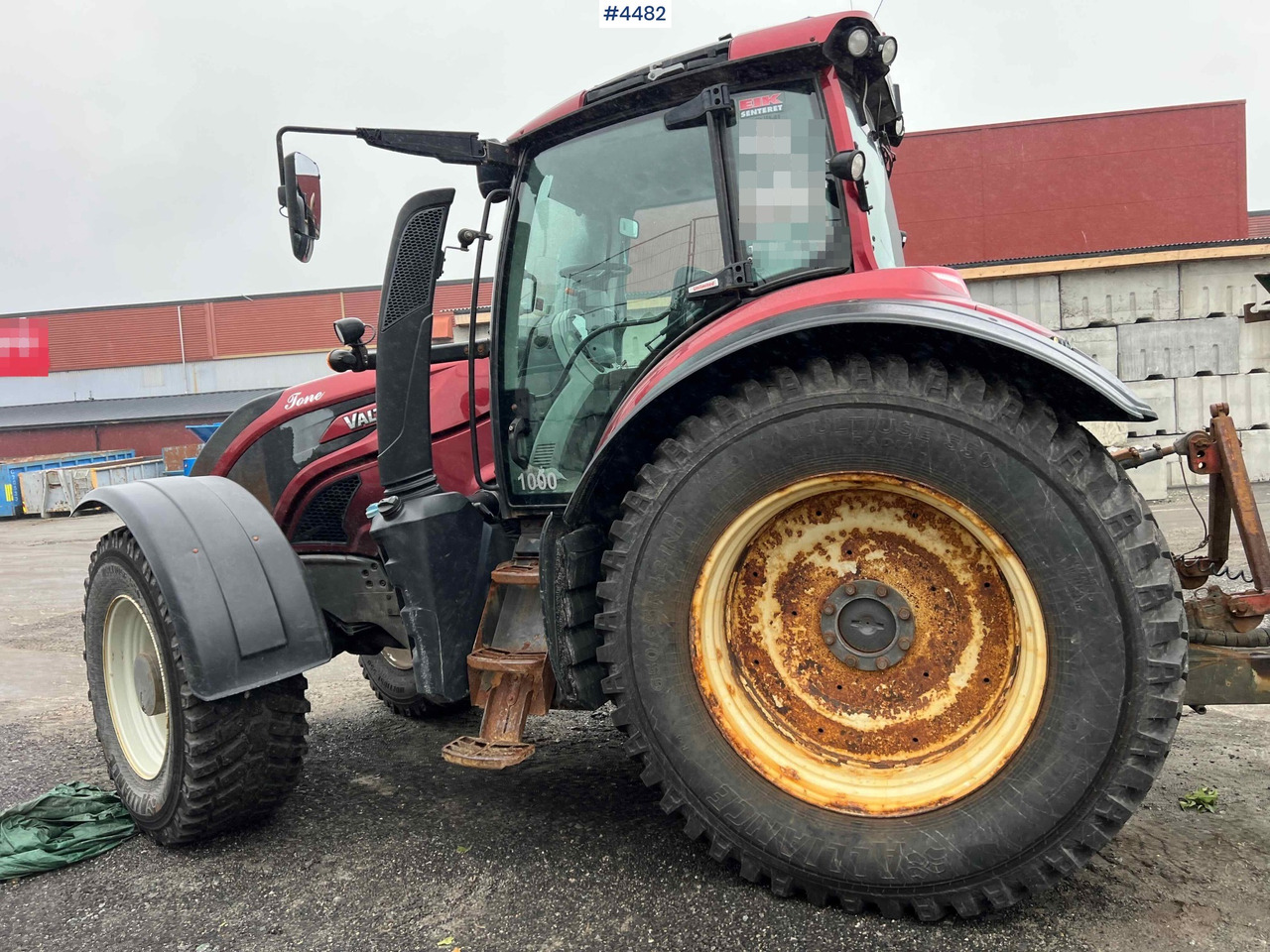 2017 Valtra T234 tractor Plow rigged Tractor w/ 2011 Foss-Eik 5.150 Trailer - Трактор: фото 5 2017 Valtra T234 tractor Plow rigged Tractor w/ 2011 Foss-Eik 5.150 Trailer - Трактор: фото 5
