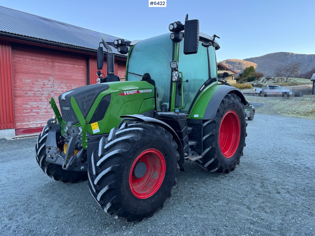2021 Fendt 314 Vario Profi Plus w/ front hydraulics and front PTO. Low hours! - Трактор: фото 1 2021 Fendt 314 Vario Profi Plus w/ front hydraulics and front PTO. Low hours! - Трактор: фото 1