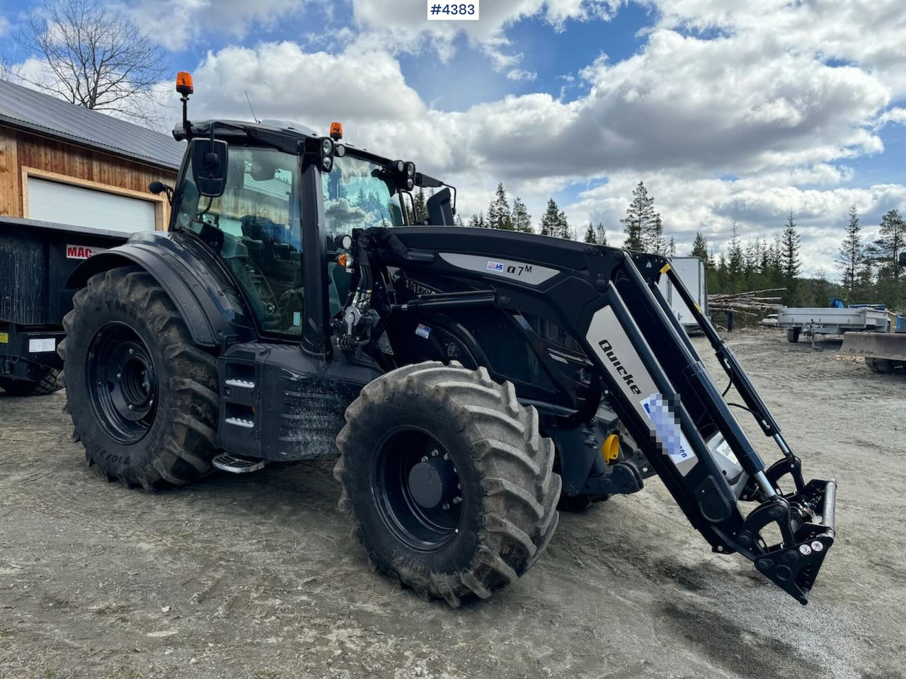 2021 Valtra T234 Versu w/ Quicke Q7 Front Loader - Трактор: фото 1 2021 Valtra T234 Versu w/ Quicke Q7 Front Loader - Трактор: фото 1