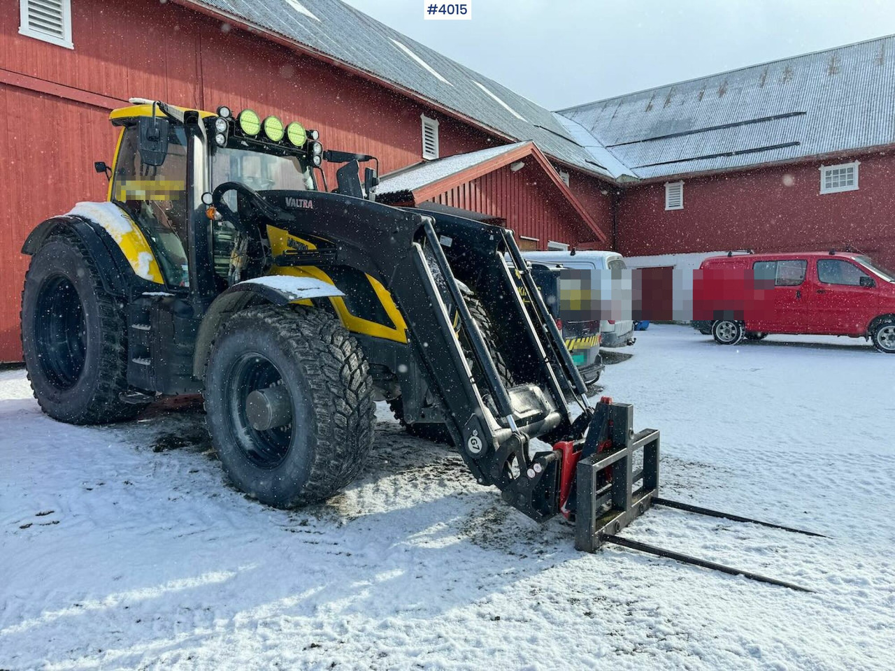 2021 Valtra T255 w/ Quicke G7s front loader - Трактор: фото 1 2021 Valtra T255 w/ Quicke G7s front loader - Трактор: фото 1