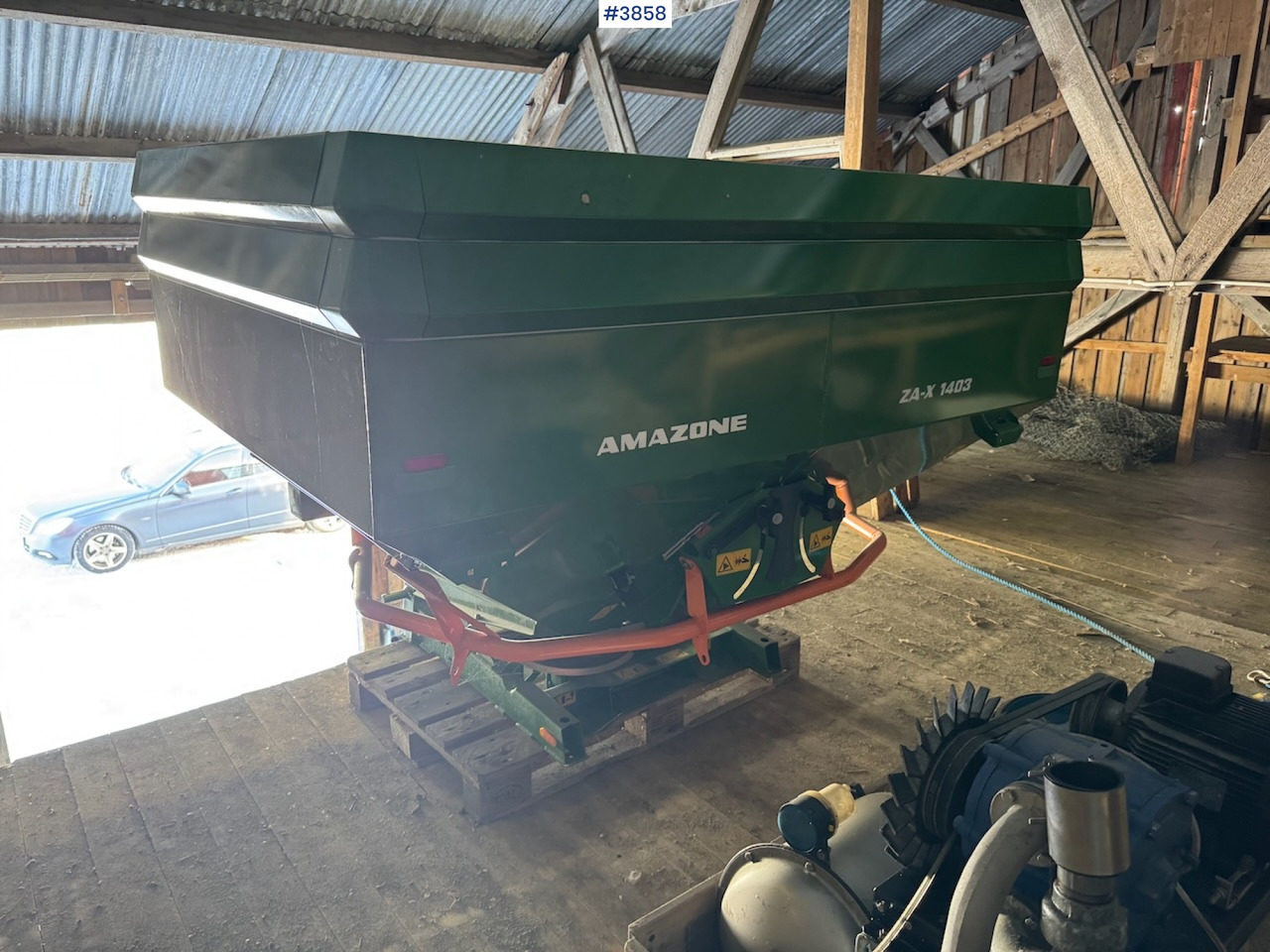 2022 Amazone ZA-X 1403 w/ 2 attachments, NEW! - Разбрасыватель удобрений: фото 4 2022 Amazone ZA-X 1403 w/ 2 attachments, NEW! - Разбрасыватель удобрений: фото 4