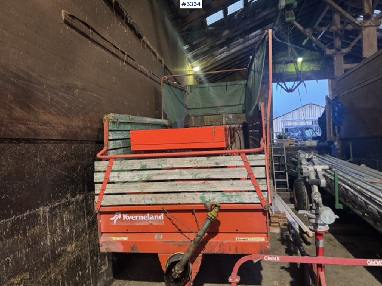 Approx. 1990 Kverneland UN7000 unloading wagon - Техника для сенозаготовки: фото 3 Approx. 1990 Kverneland UN7000 unloading wagon - Техника для сенозаготовки: фото 3