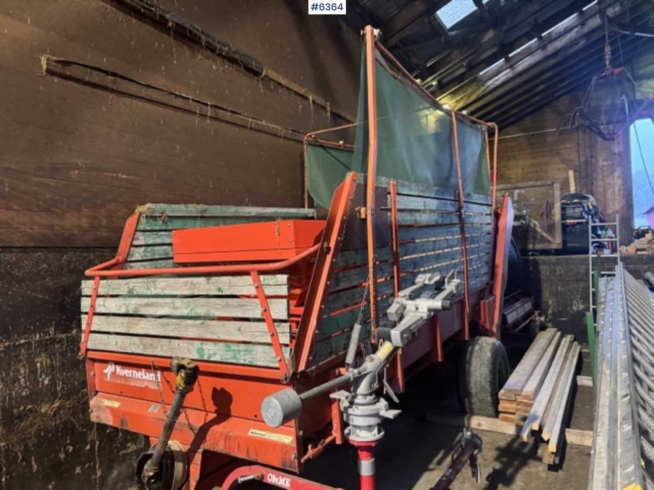Approx. 1990 Kverneland UN7000 unloading wagon - Техника для сенозаготовки: фото 2 Approx. 1990 Kverneland UN7000 unloading wagon - Техника для сенозаготовки: фото 2