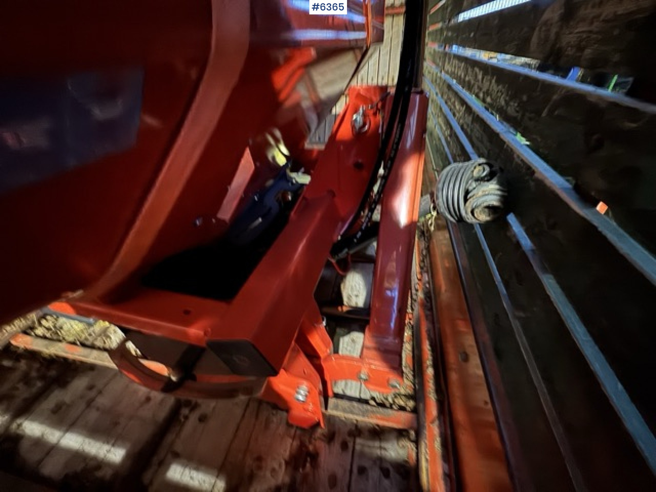 Разбрасыватель удобрений Approx. 1990 Kverneland UN7000 unloading wagon: фото 8