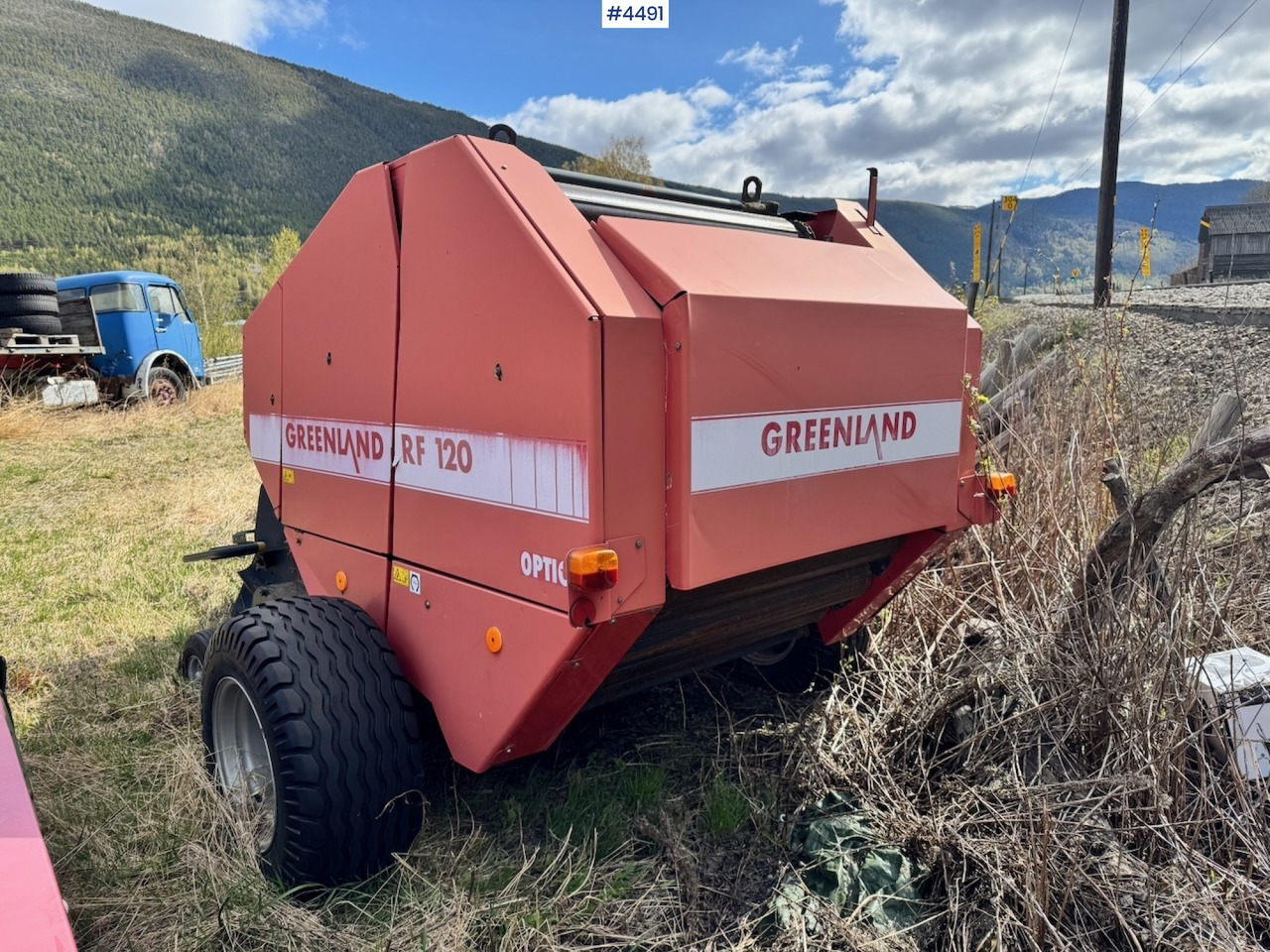 Ca. 1995 Vicon RF120 Round Baler - Техника для сенозаготовки: фото 3 Ca. 1995 Vicon RF120 Round Baler - Техника для сенозаготовки: фото 3