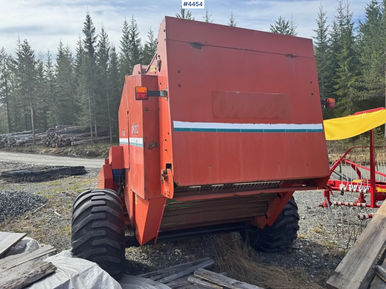 Circa 1994 Orkel GP1202 Round Baler - Техника для сенозаготовки: фото 3 Circa 1994 Orkel GP1202 Round Baler - Техника для сенозаготовки: фото 3